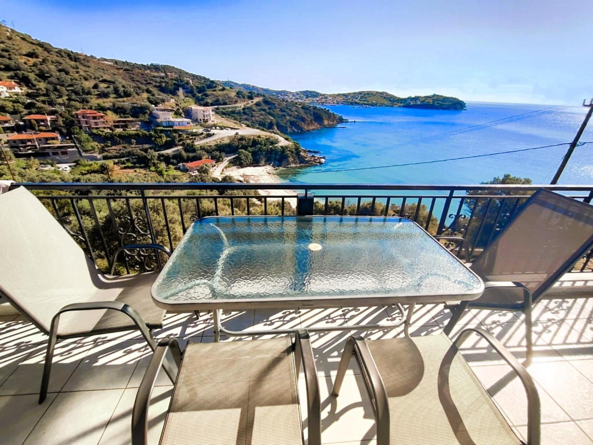 Aegean Beachfront Petriai Екстер'єр фото